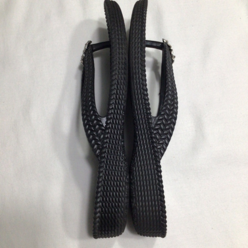Flip Flops 🩴 - Picture 7 of 13